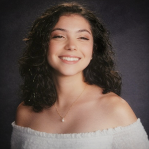 Alyssa-Victoria De La Ossa